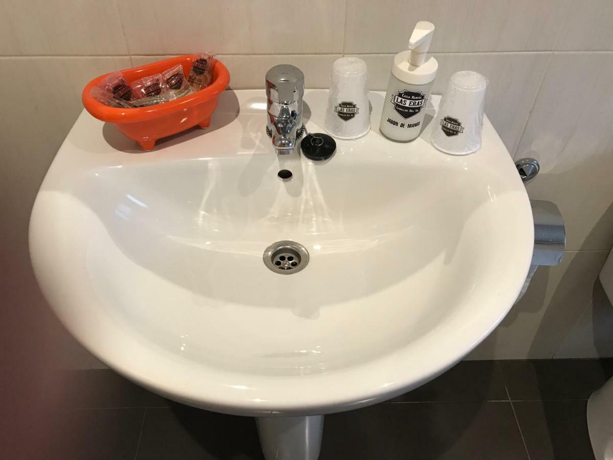 Cubillos del Sil Hostal Las Eras מראה חיצוני תמונה