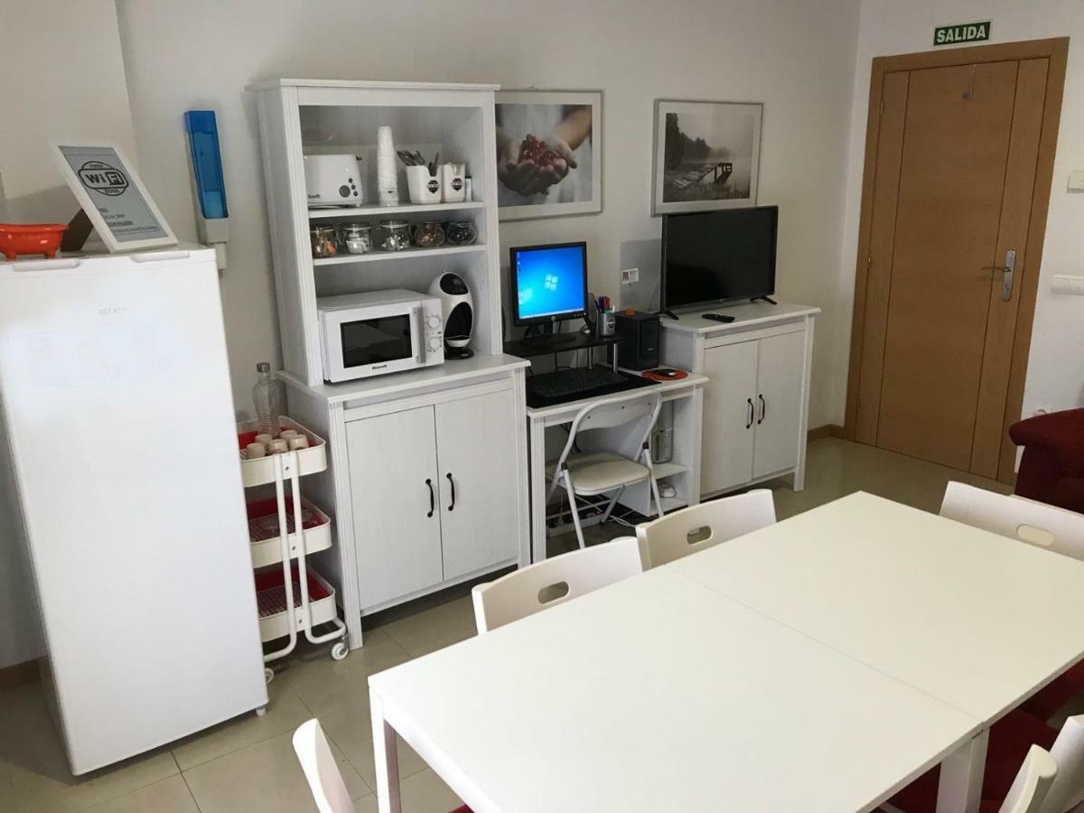 Cubillos del Sil Hostal Las Eras מראה חיצוני תמונה